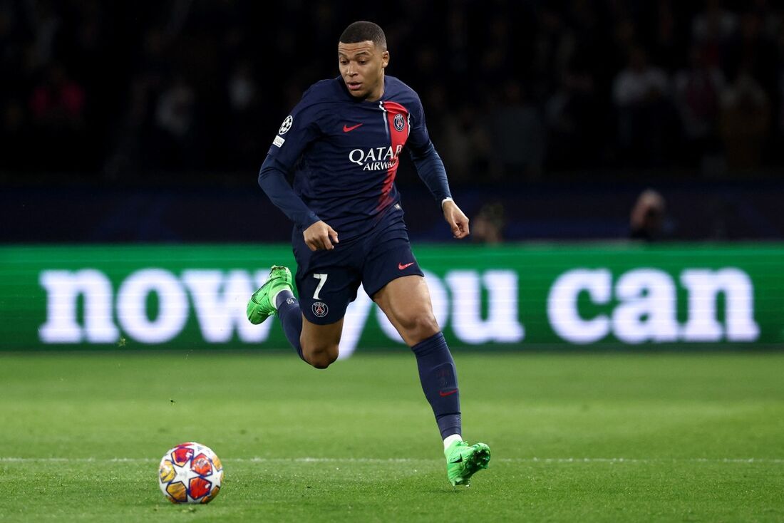 Mbappé foi o responsável por abrir o placar para o PSG 