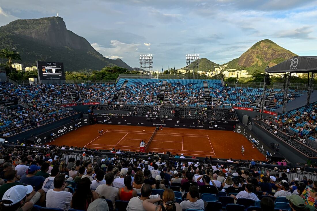 Quadra central Guga Kuerten, no Jockey Club Brasileiro