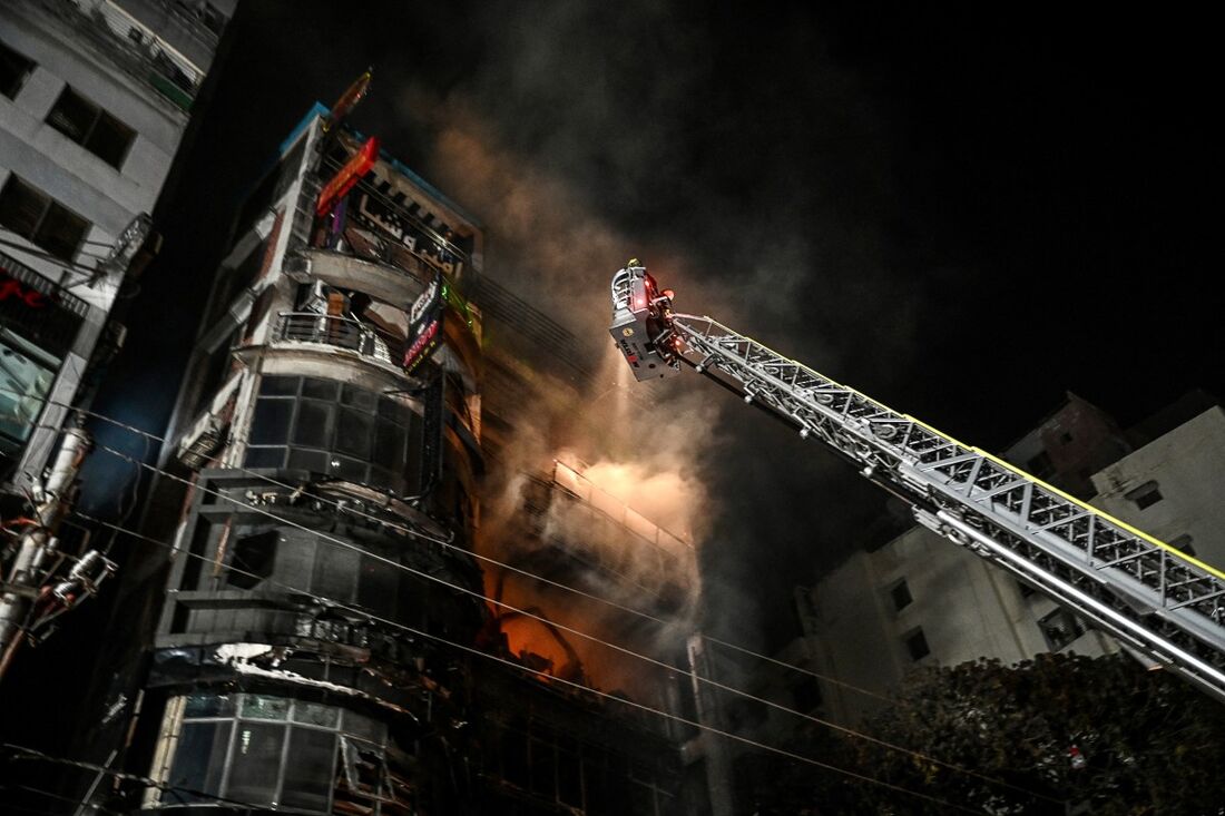 Os bombeiros conseguiram controlar as chamas em duas horas