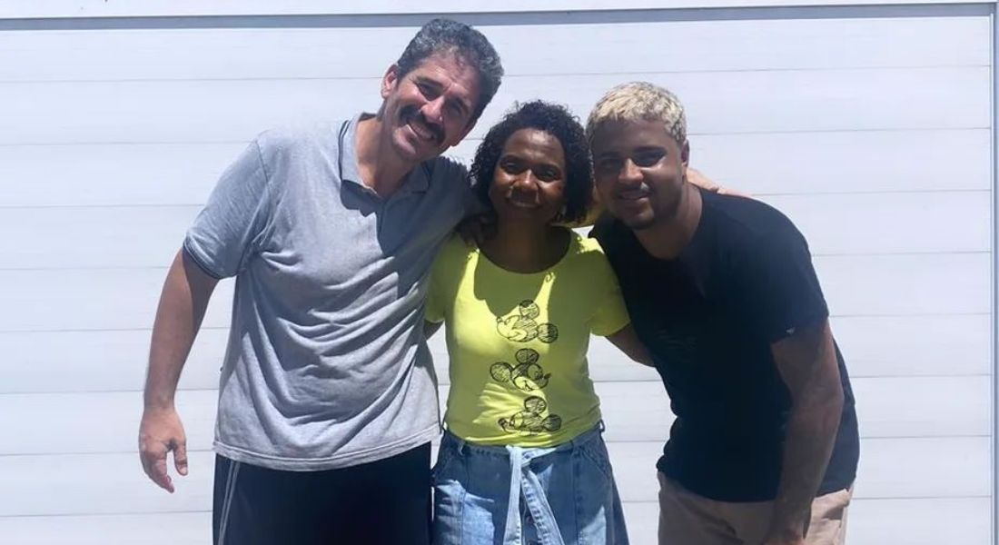 Jovem que salvou família em carro arrastado pela enxurrada em Nova Iguaçu