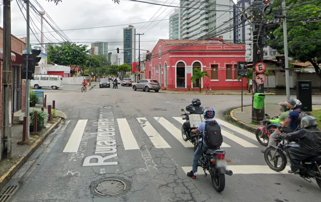 A interdição na rua da Harmonia começa neste sábado (o trecho da foto é até onde vai o bloqueio, na Estrada do Encanamento)