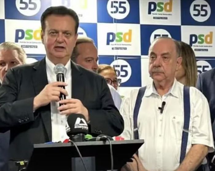 O presidente nacional do PSD, Gilberto Kassab, ao lado do prefeito de Belo Horizonte, Fuad Noman 