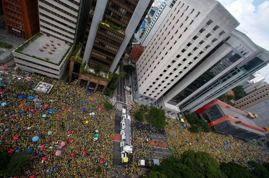 Imagem aérea da região do MASP, na Avenida Paulista, durante manifestação em apoio ao ex-presidente Jair Bolsonaro