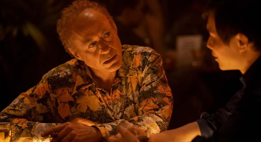 Robert Downey Jr. em "O Simpatizante"