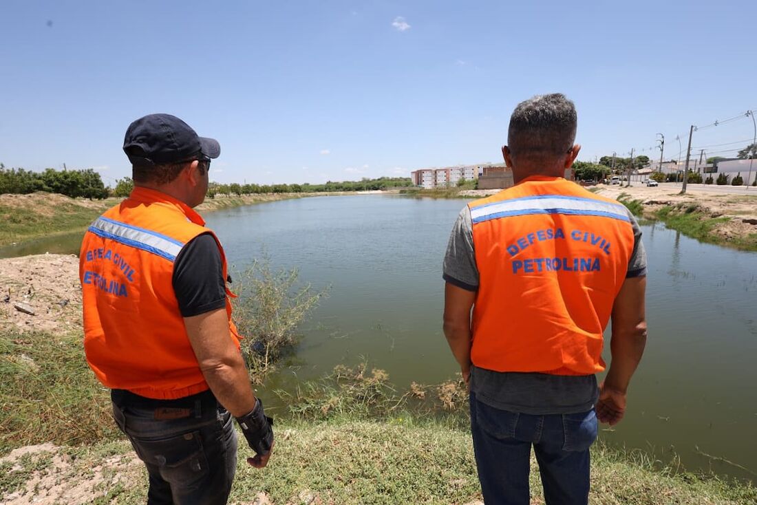 Equipes da Prefeitura de Petrolina foram acionadas para manter a segurança da cidade durante o período de chuvas