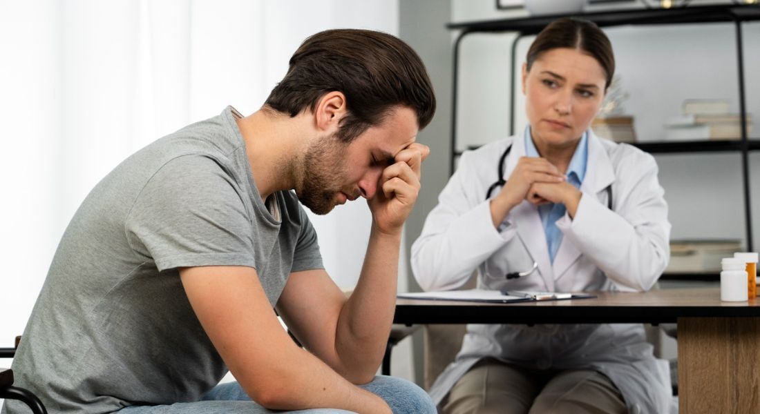 Descrença em tratamentos convencionais e até mesmo a recusa de tratamento médico não são raras