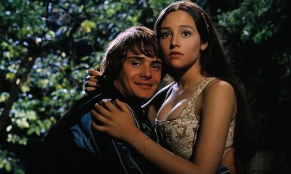 Leonard Whiting e Olivia Hussey em Romeu e Julieta