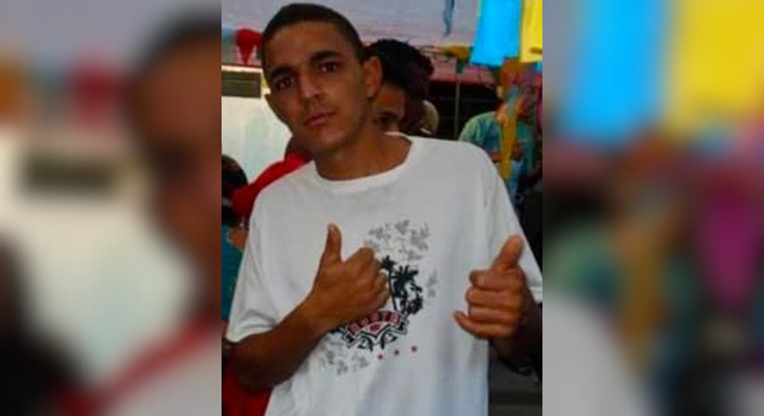 Marcos Laurindo da Silva, morto aos 21 anos, no bairro da Guabiraba, no Recife