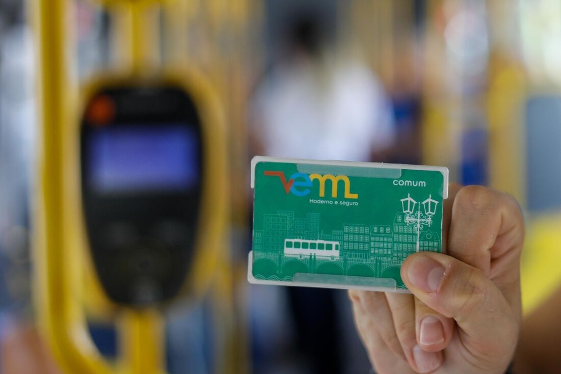 Cartão VEM em ônibus da Região Metropolitana do Recife