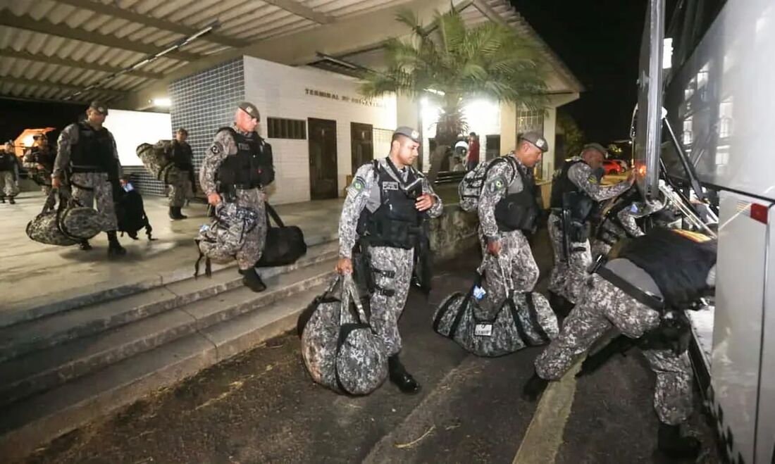 Foram enviados 100 homens e 20 viaturas para o município de Mossoró, no Rio Grande do Norte