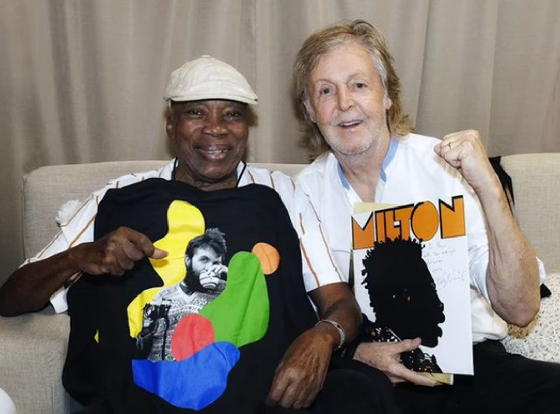 Encontro entre lendas da música foi relembrado em um post do blog oficial do artista britânico