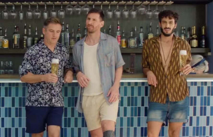 Messi aparece em comercial de cervejaria