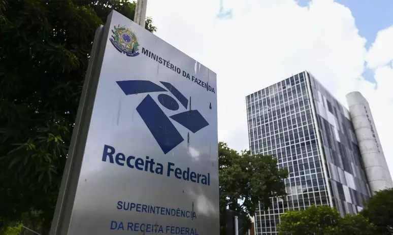 A Receita Federal realizará mais um leilão eletrônico com itens apreendidos e abandonados