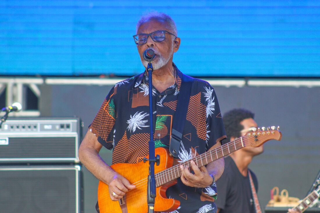 Gilberto Gil durante passagem de som no palco do Marco Zero 