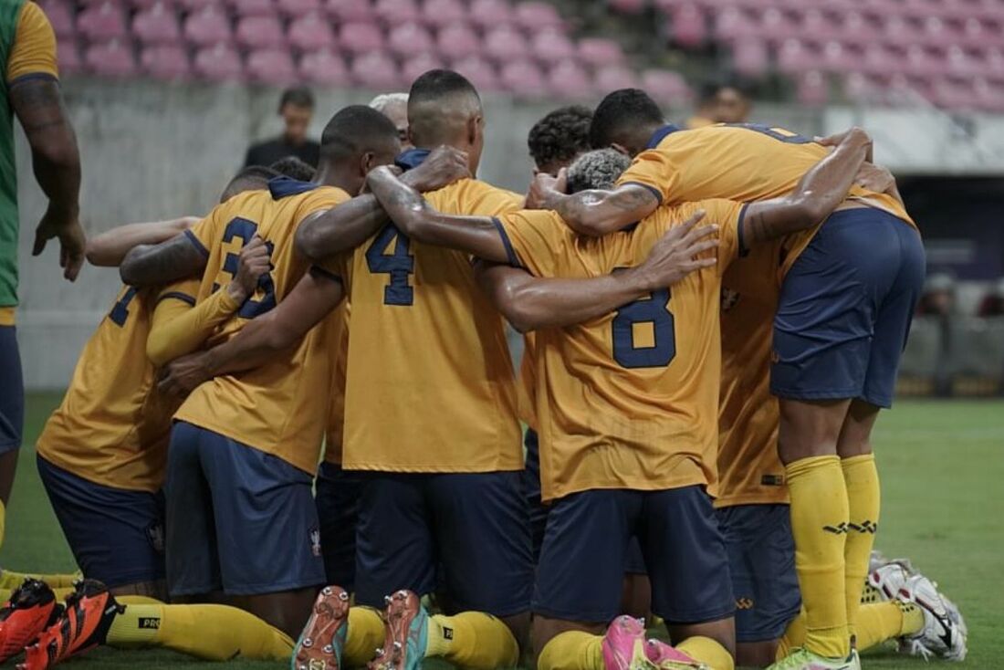 Retrô busca classificação à segunda fase da Copa do Brasil