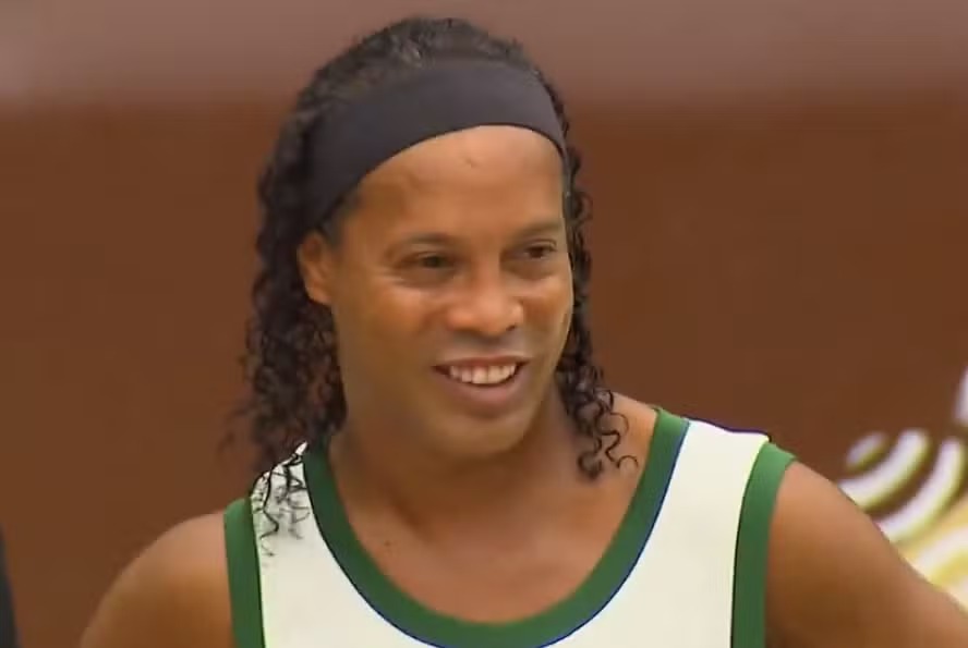 Ronaldinho Gaúcho em participação na versão turca do "No limite"