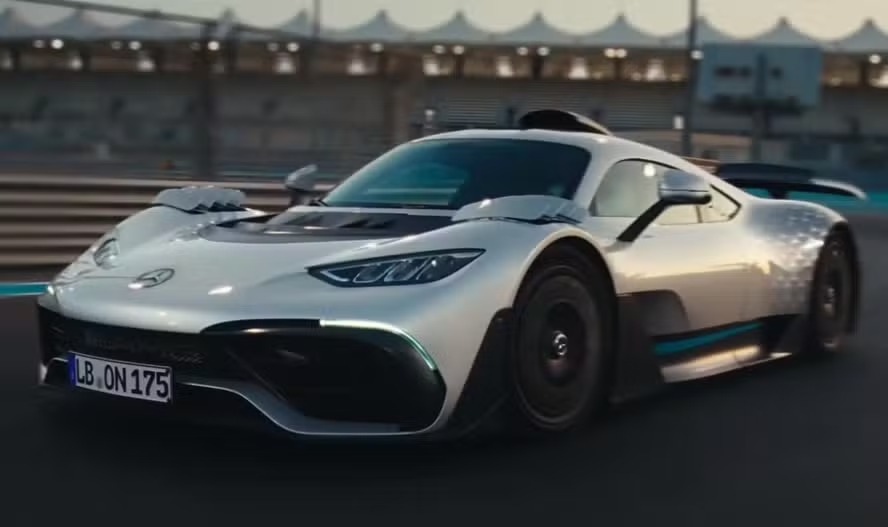 Haaland adquiriu uma Mercedes-AMG One, que custa R$ 17 milhões e teve apenas 275 modelos fabricados 