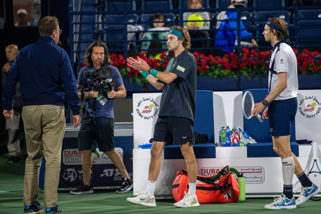 Rublev reage ao ser eliminado no ATP Dubai