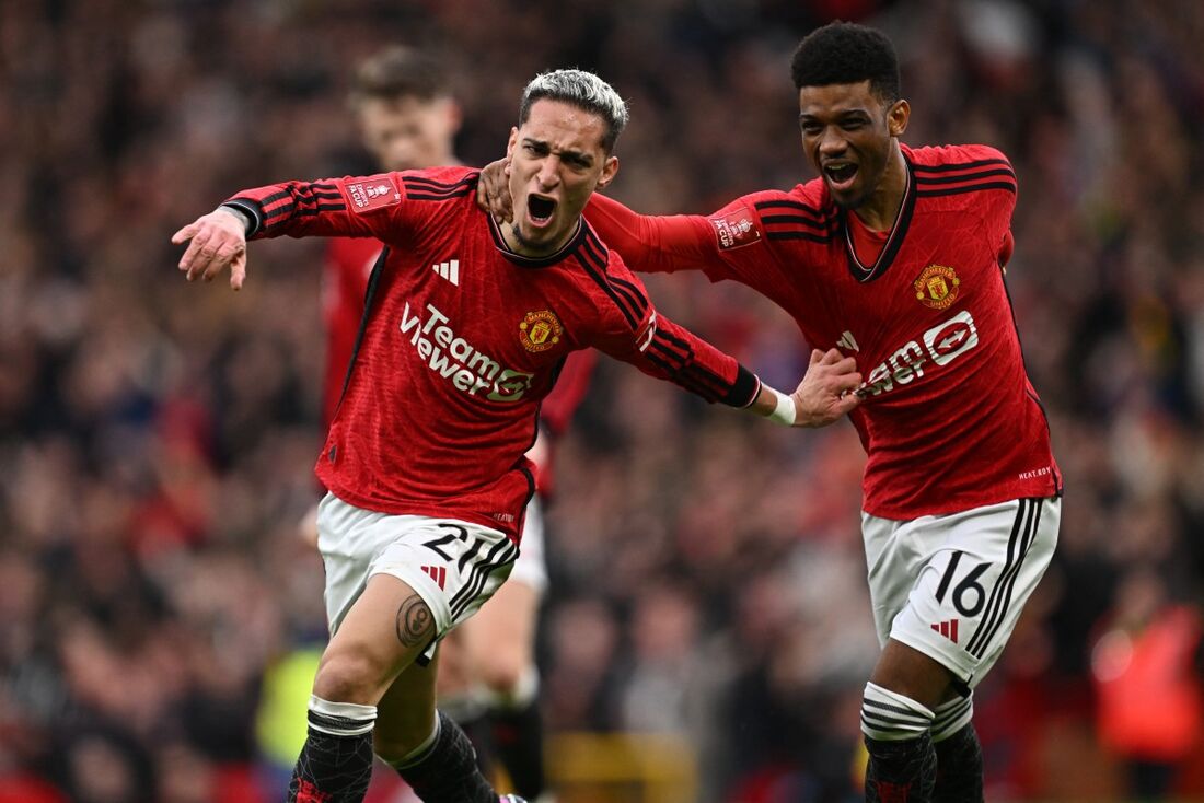 United bate Liverpool na prorrogação e vai às semis da FA Cup; Chelsea também avança