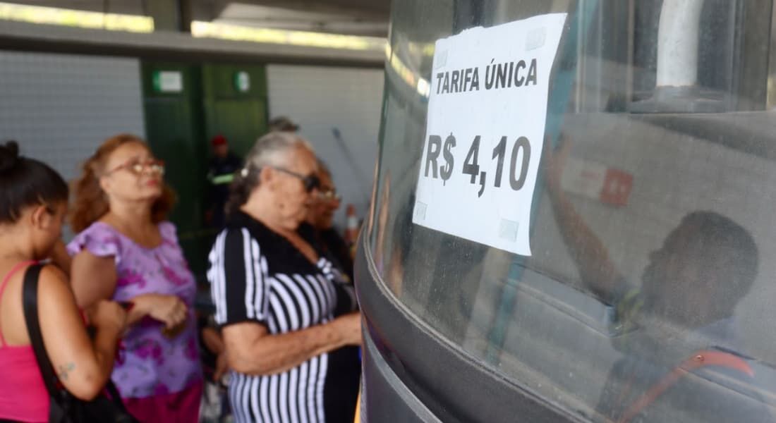 Primeiro dia útil do Bilhete Único nos ônibus da RMR