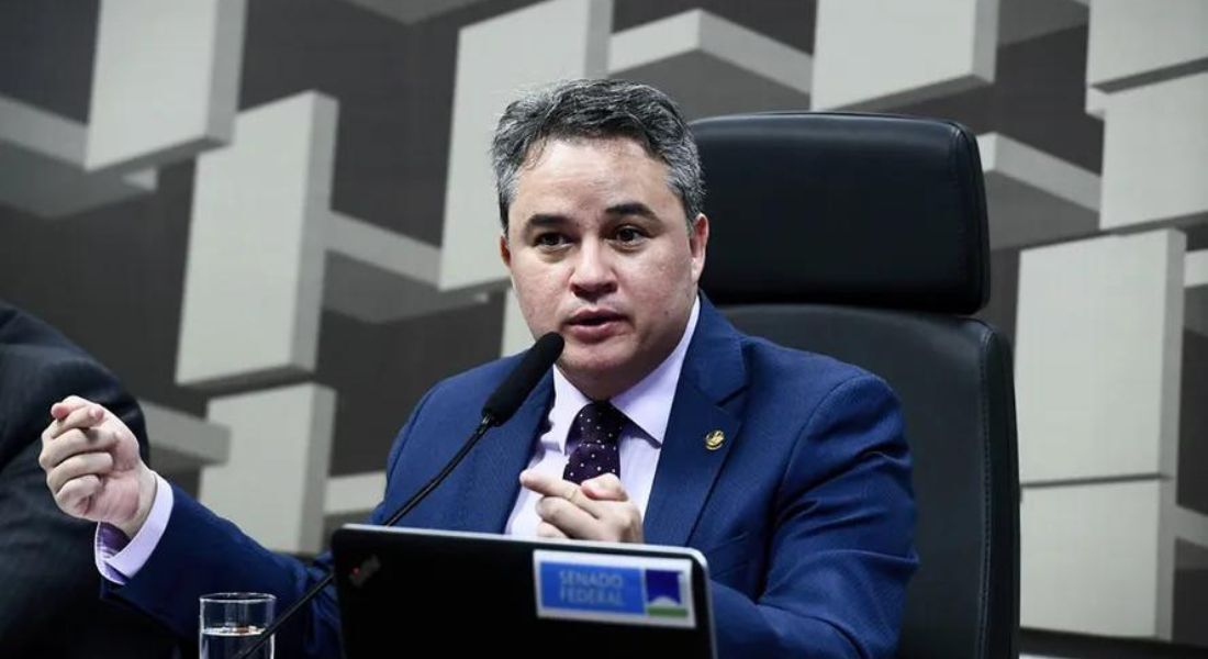 Senador Efraim Filho (União-PB) no Senado.