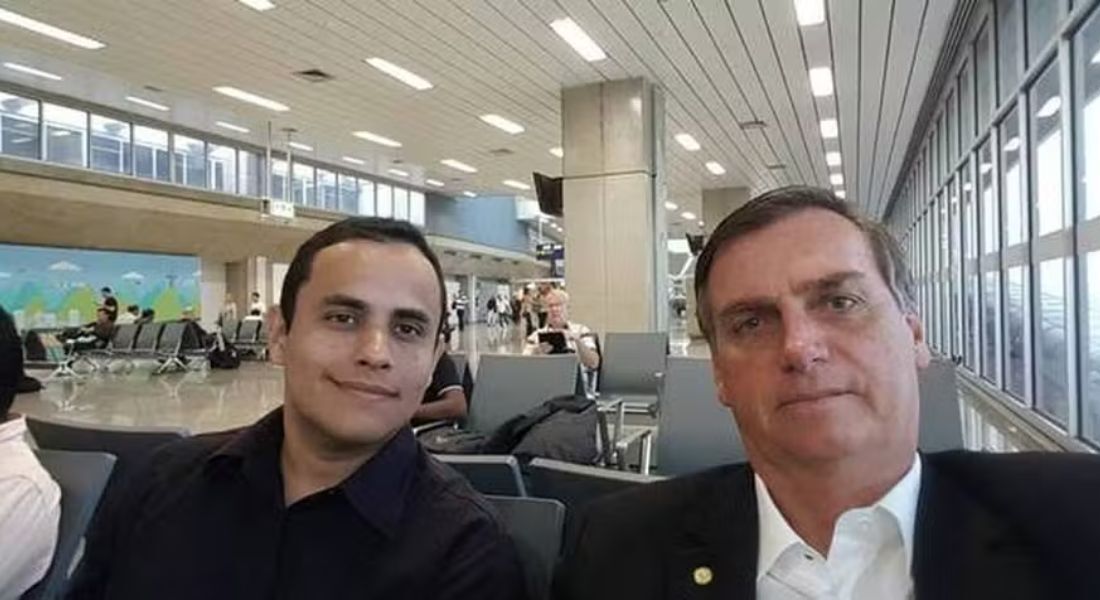 Tércio Arnaud Thomaz e Jair Bolsonaro: na mira da PF