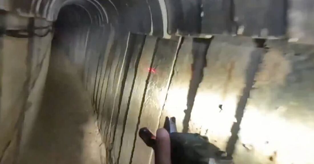 Imagens do túnel usado pelo Hamas