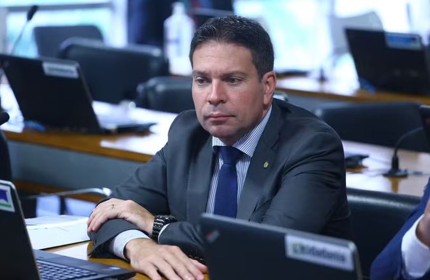 Alexandre Ramagem Rodrigues é um deputado federal e ex-diretor-geral da Agência Brasileira de Inteligência (Abin) 