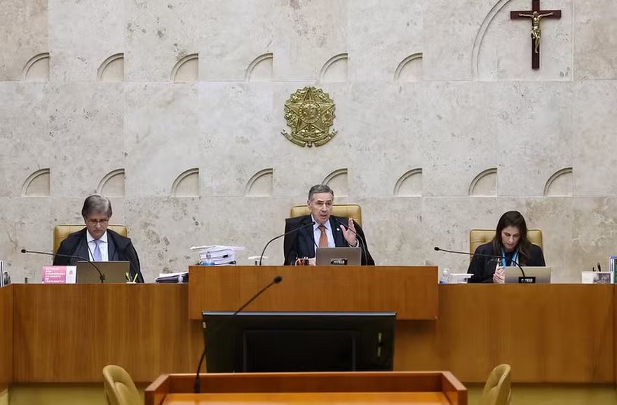 Supremo Tribunal Federal (STF) decidiu nesta quinta-feira que os segurados não pode escolher o regime mais benéfico para sua aposentadoria do INSS