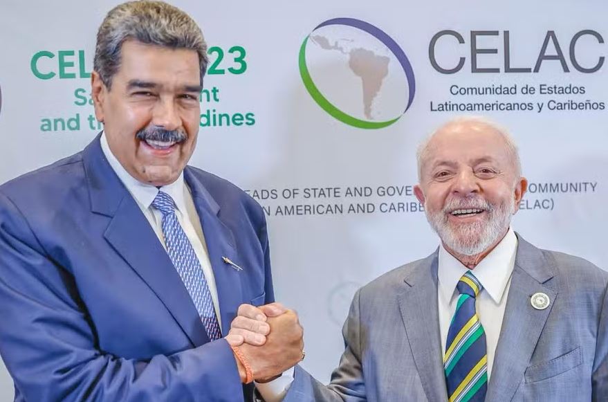 O presidente venezuelano Nicolás Maduro e o presidente Lula 