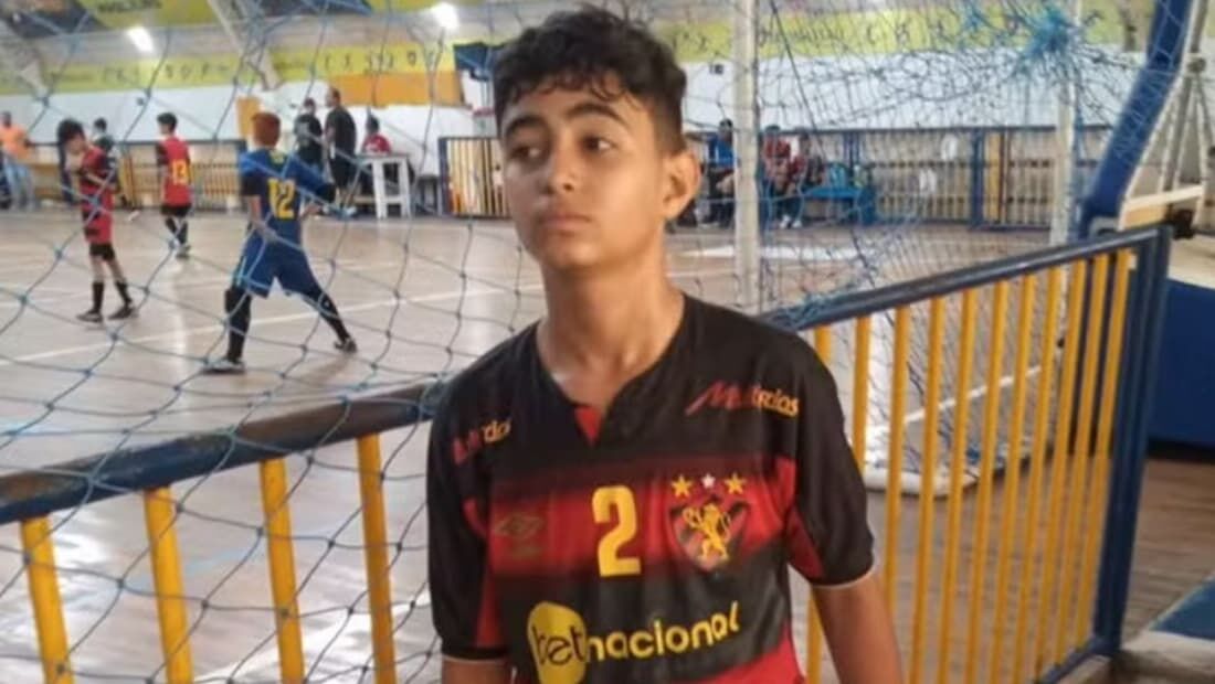 Darik Sampaio jogava no futsal sub-14 do Sport - Foto: cortesia