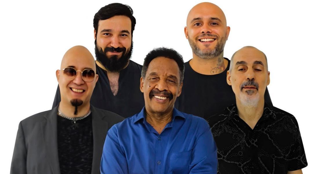 Renato e Seus Blues Caps abre a temporada 2024 do Projeto Seis e Meia