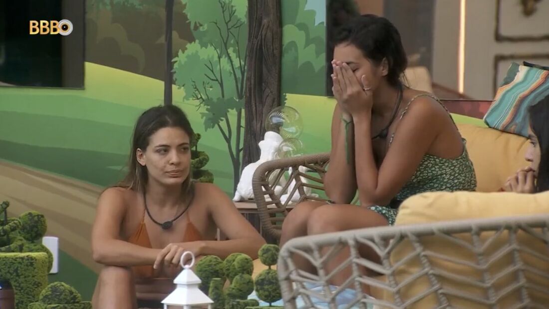 Beatriz e Alane receberam recado duro do Big Boss e perdeu 500 estalecas por derrubar Sabrina Sato na casa