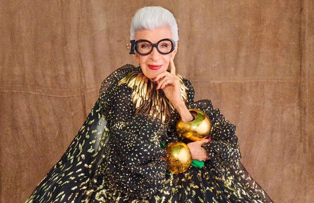 Fashionista Iris Apfel morre aos 102 anos