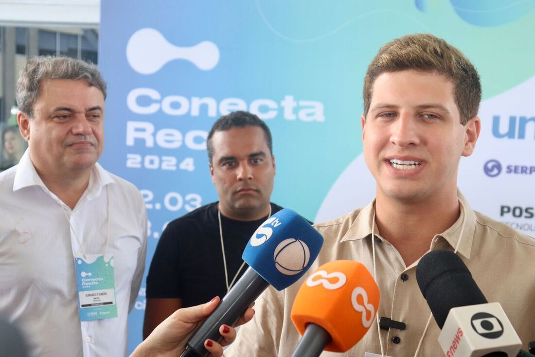 João Campos participou da abertura do Encontro Conecta Recife 2024