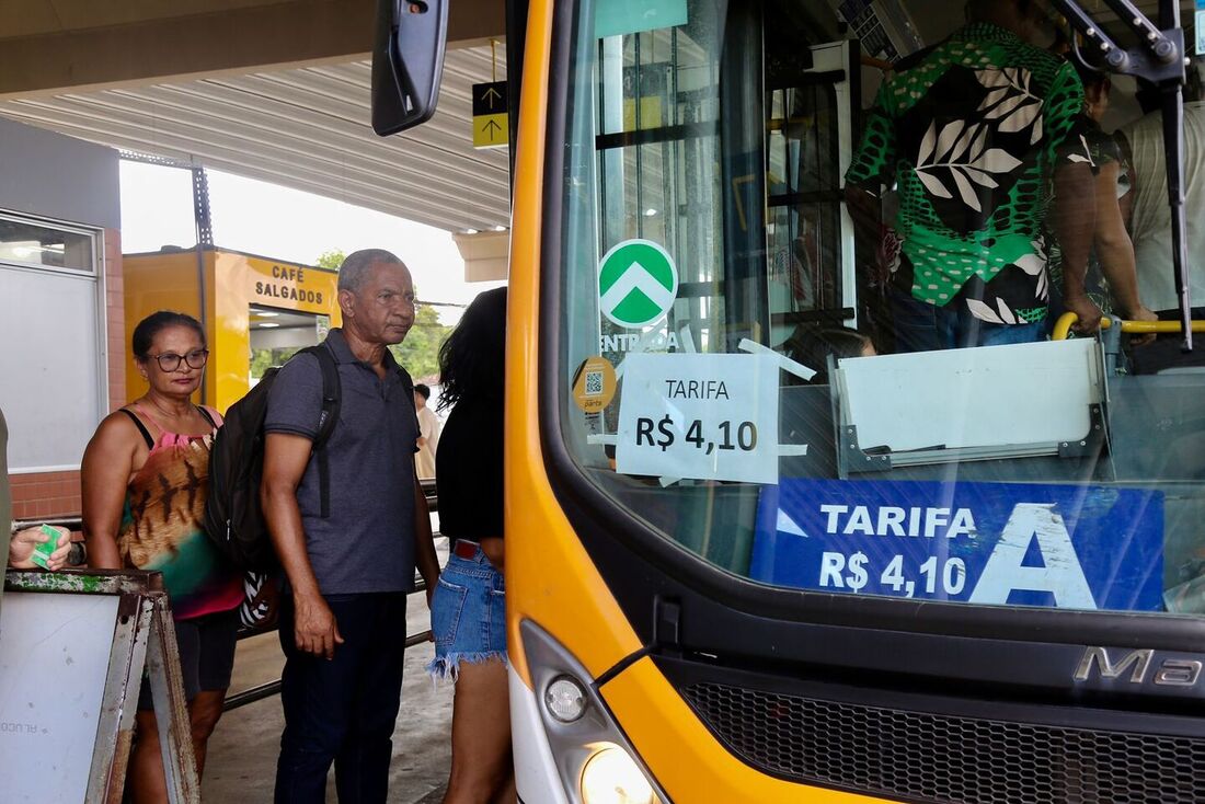 Nova tarifa de R$ 4,10 para quem pagava Anel B beneficia 125 mil passageiros