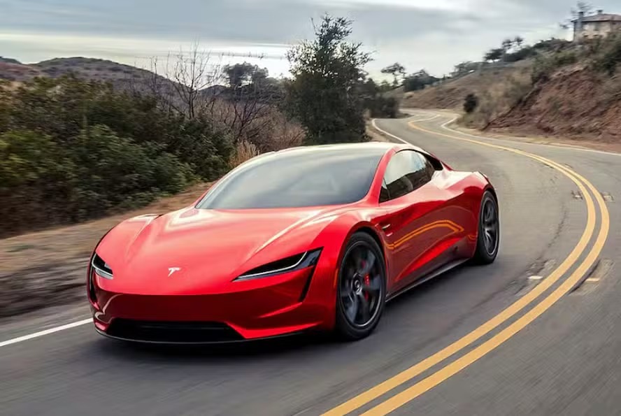 Tesla Roadster seria lançado em 2025 