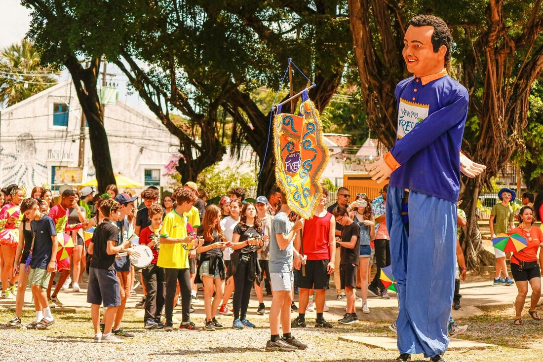 projeto "Vem pro frevo" movimenta Olinda nesta terça (12), no aniversário das cidades irmãs