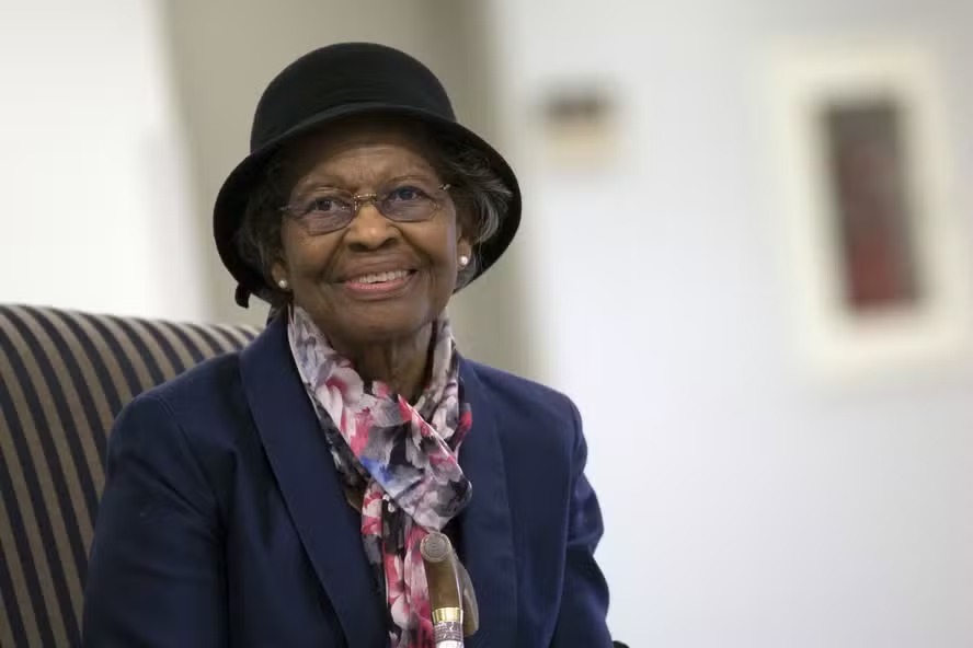 Gladys Mae West, desenvolvedora do programa que possibilitou a criação do GPS 