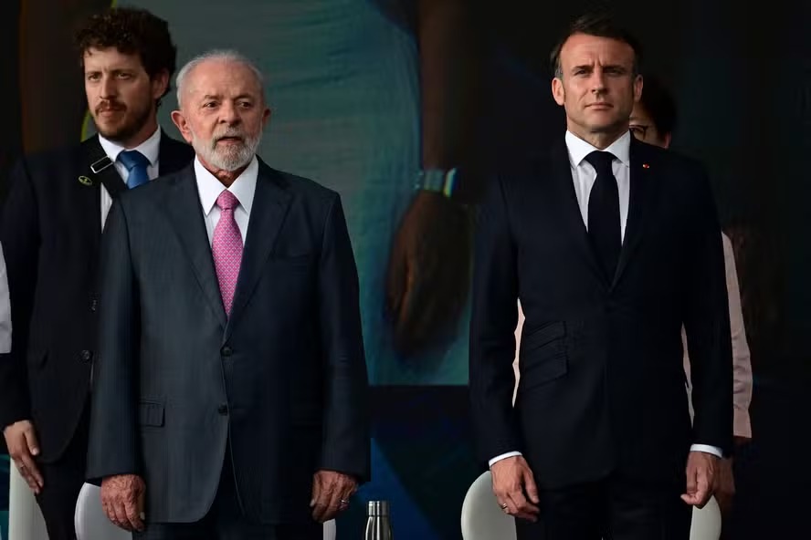 Lula e presidente da França, Emmanuel Macron