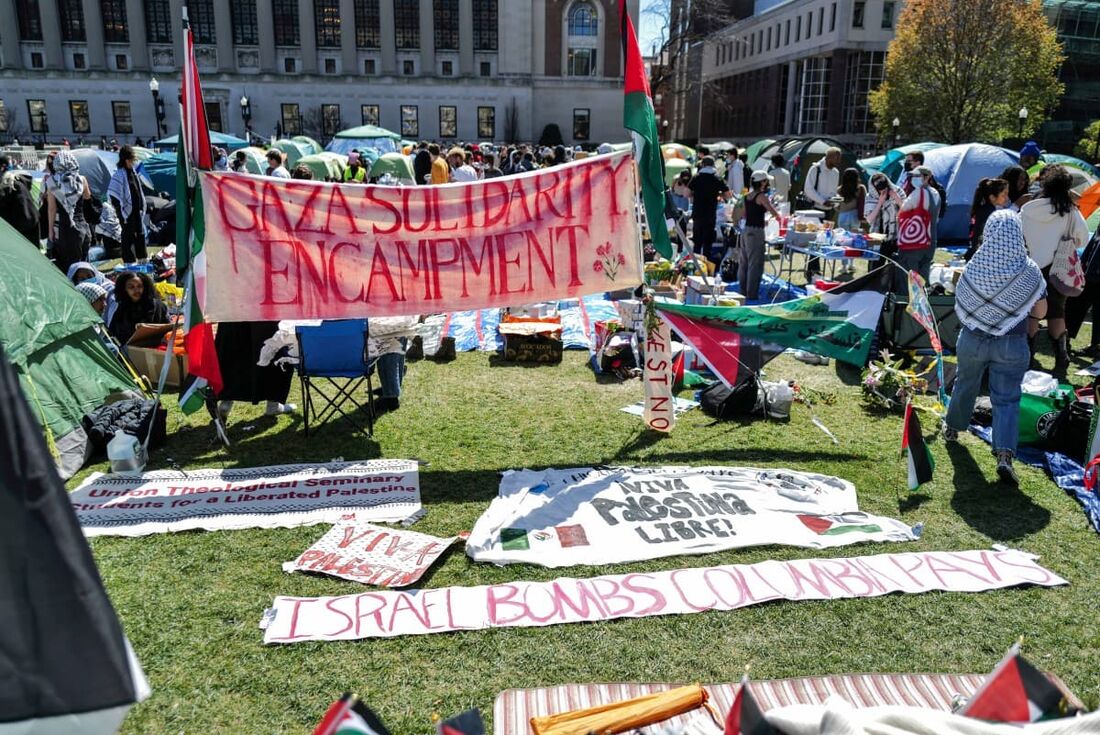 Campus da Universidade de Columbia, nos Estados Unidos, é ocupado por manifestantes pró-palestinos