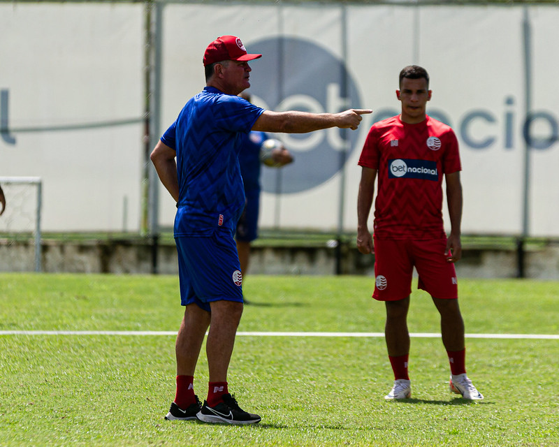 Mazola Júnior, técnico do Náutico