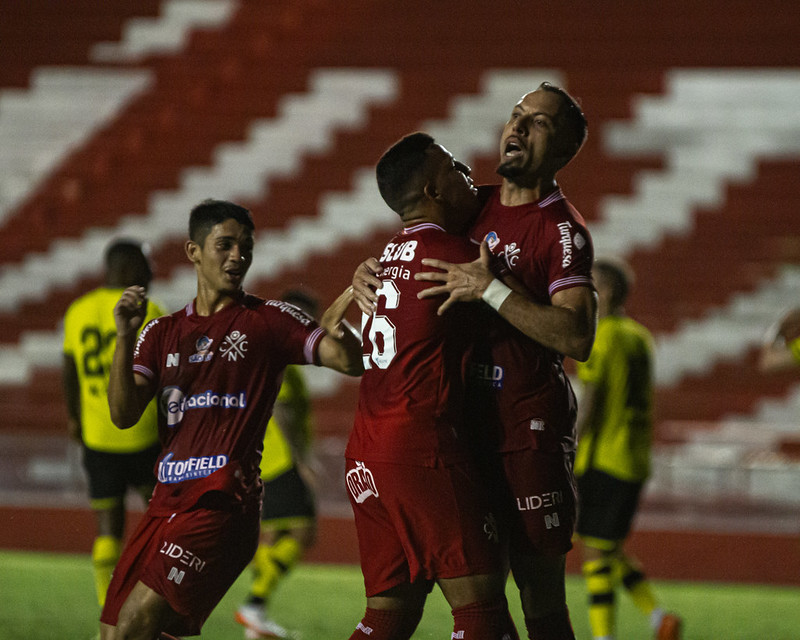 Náutico ficou no empate em casa com o São Bernardo