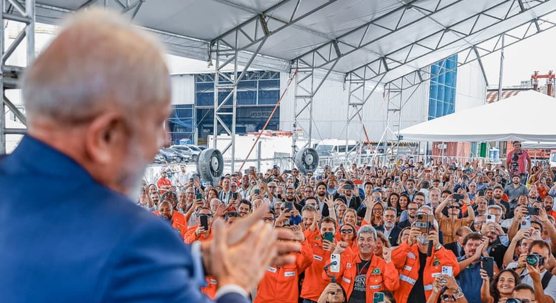 Lula durante lançamento de obras de dragagem de canal no Porto de Niterói, na Região Metropolitana do Rio