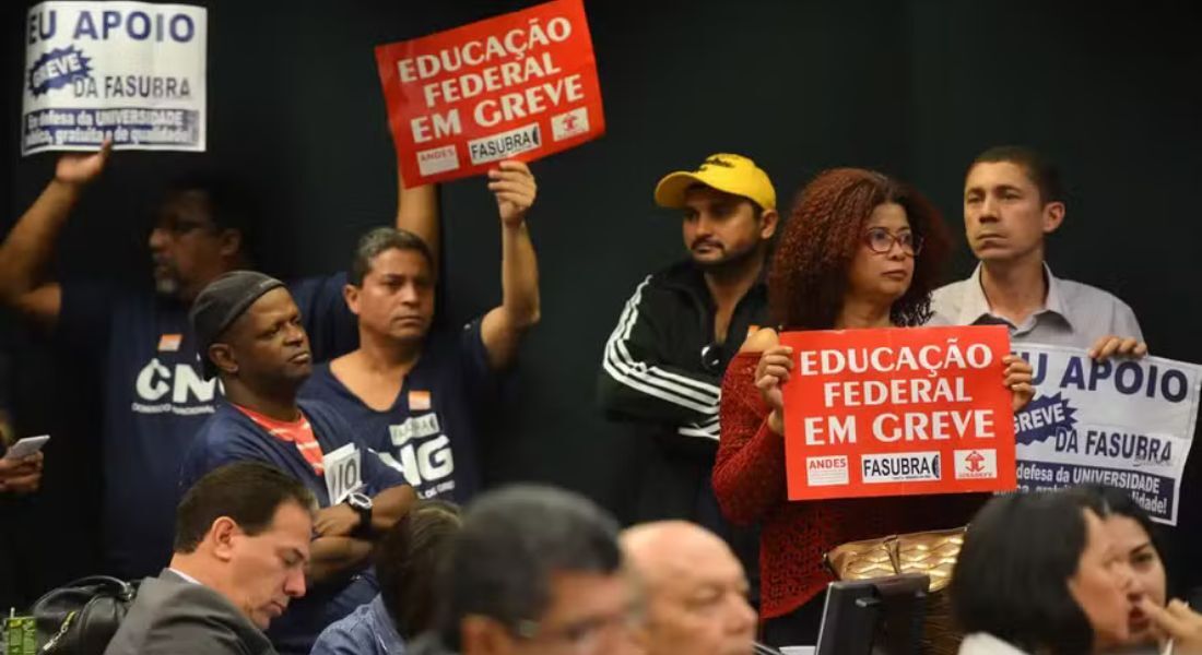 Servidores federais em greve