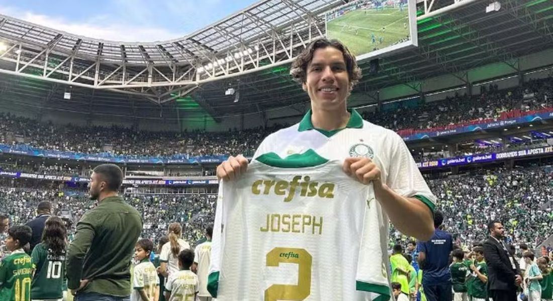 Joseph Baena ganhou camisa do Palmeiras