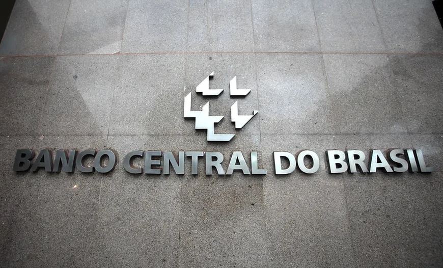 Estimativa do Focus para o déficit nominal em 2024 passou de 6,90% do PIB para 6,80%