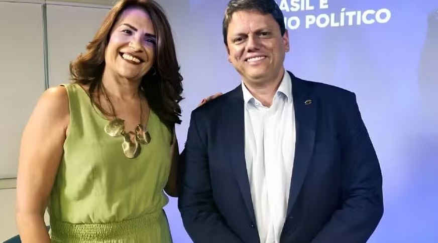 Valeria Bolsonaro e Tarcísio de Freitas 