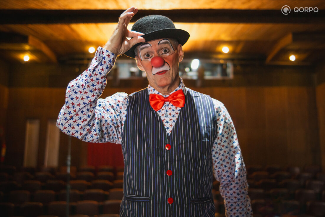 Um dos integrantes do espetáculo