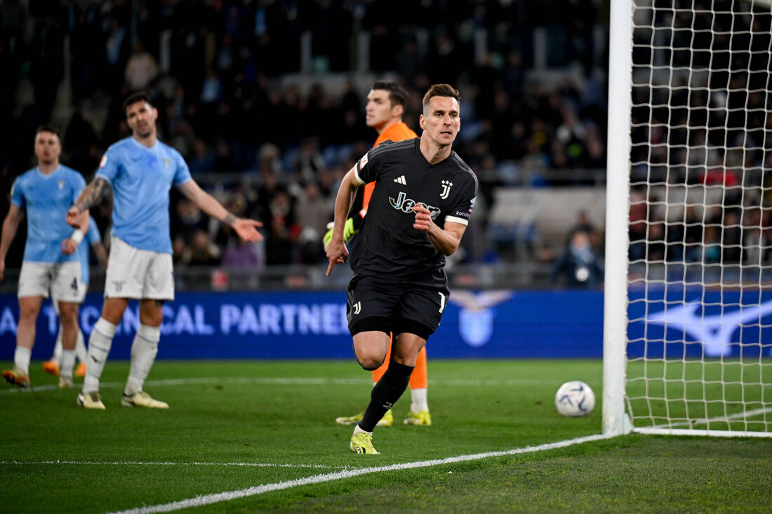 Milik fez o gol que levou a Juve à decisão da Copa Itália 